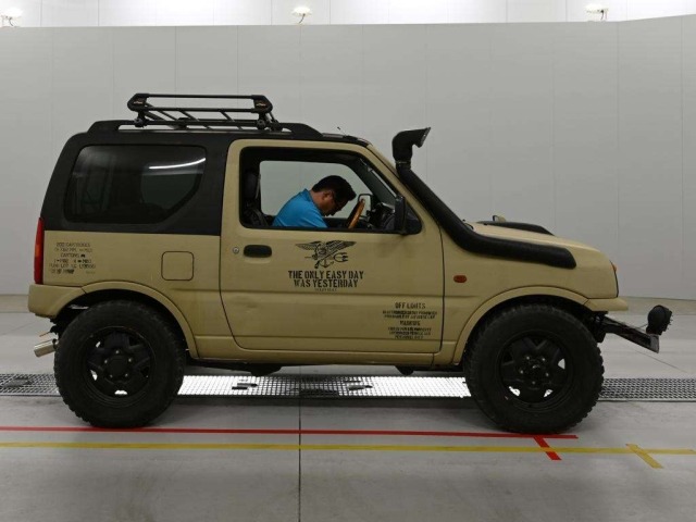 Suzuki JIMNY 1998 8253941-3