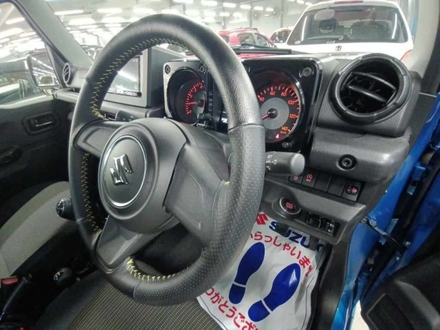Suzuki JIMNY 2023 8253942-9