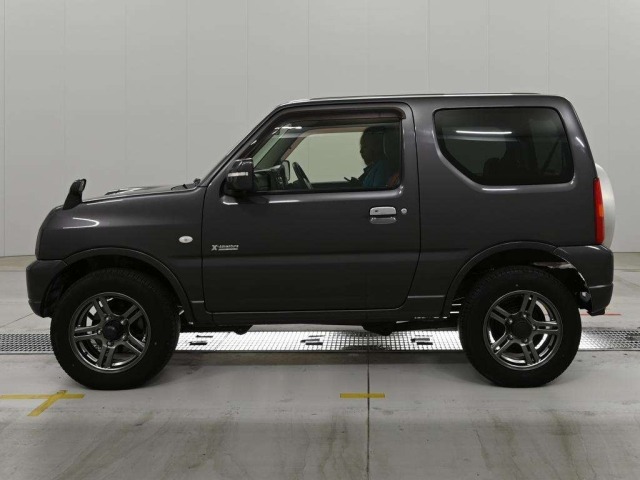Suzuki JIMNY 2012 8253943-4
