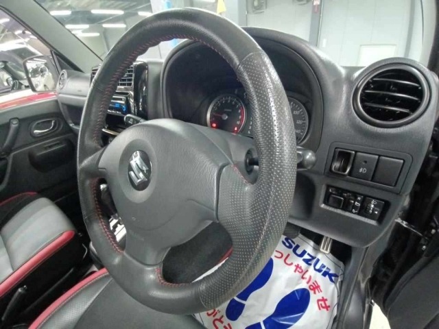 Suzuki JIMNY 2012 8253943-9