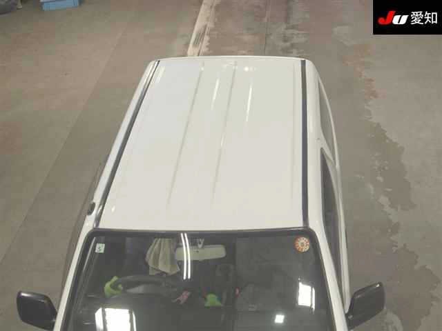 Suzuki JIMNY 2000 8253968-9