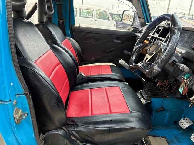 Suzuki JIMNY 1991 8254004-7