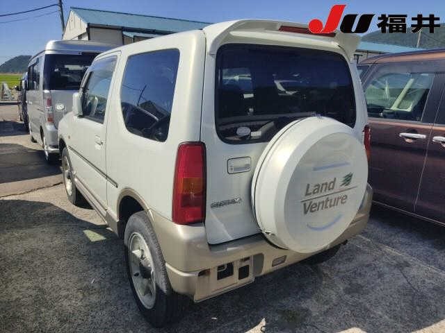 Suzuki JIMNY 2001 8254022-1