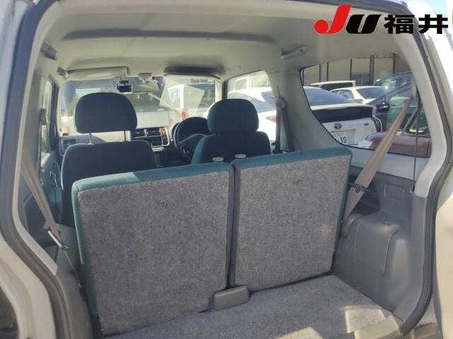 Suzuki JIMNY 2001 8254022-9