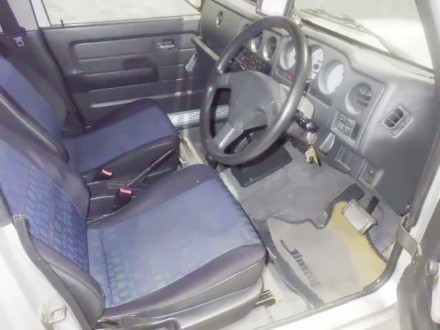 Suzuki JIMNY 1996 8254175-3