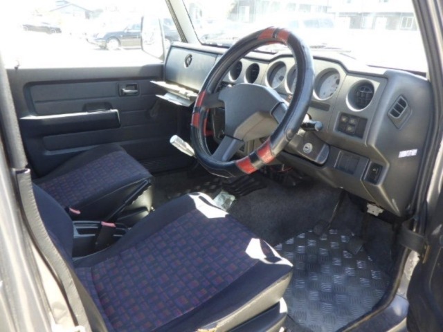 Suzuki JIMNY 1996 8254305-3