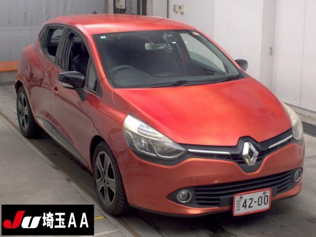 Renault LUTECIA 2016 8250290-0