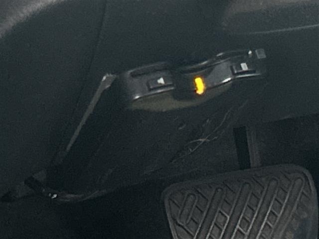 Nissan MARCH 2011 8248938-15