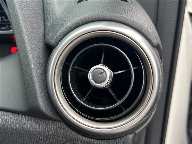 Mazda MAZDA2 2020 8257294-6
