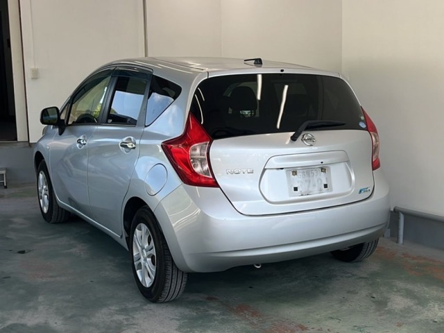 Nissan NOTE 2013 8248354-1