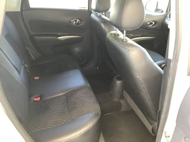 Nissan NOTE 2013 8248354-6