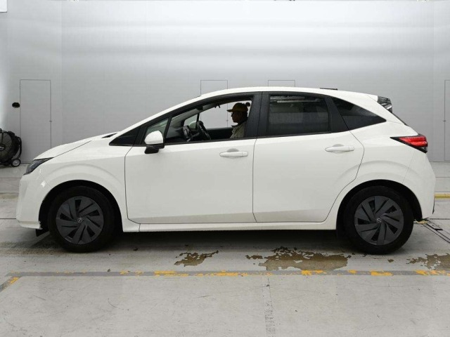 Nissan NOTE 2021 8248358-4
