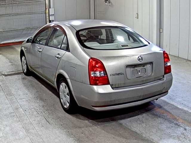 Nissan PRIMERA 2004 8249532-1