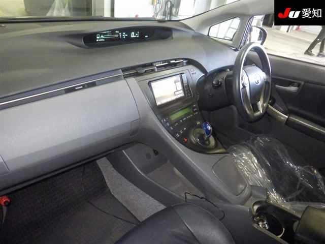 Toyota PRIUS 2011 8257921-3