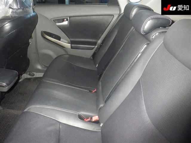 Toyota PRIUS 2011 8257921-4