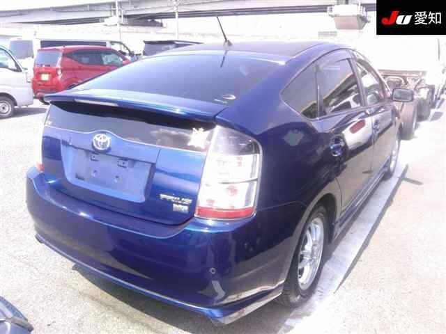 Toyota PRIUS 2004 8257930-8