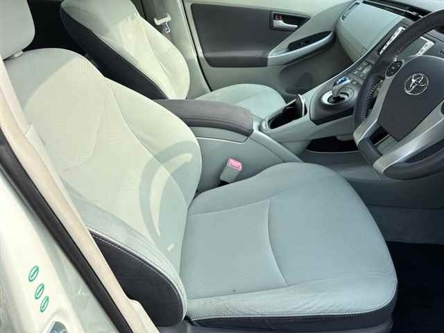 Toyota PRIUS 2011 8258007-7