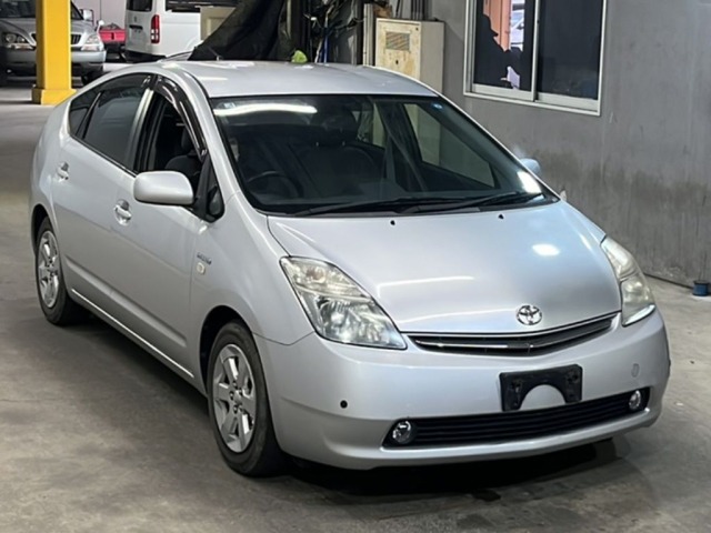 Toyota PRIUS 2009 8258015-4
