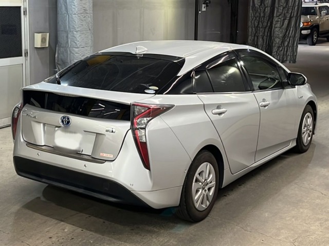 Toyota PRIUS 2017 8258016-5