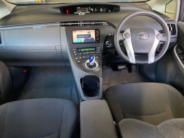 Toyota PRIUS 2010 8258021-3