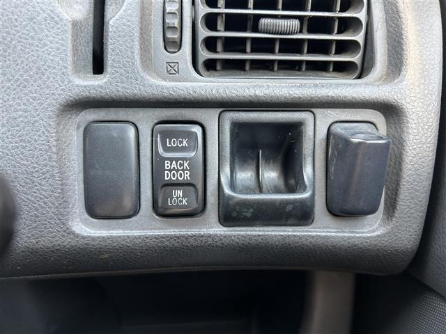 Toyota PROBOX VAN 2003 8248657-22