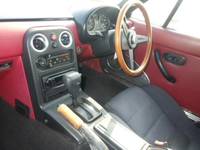 Mazda ROADSTER 1992 8254911-2