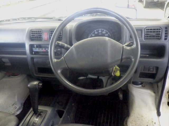 Mazda SCRUM TRUCK 2005 8253154-3