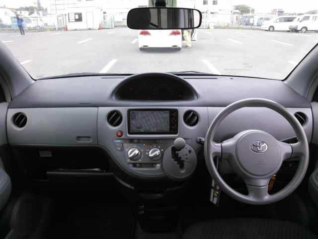 Toyota SIENTA 2010 8256291-8