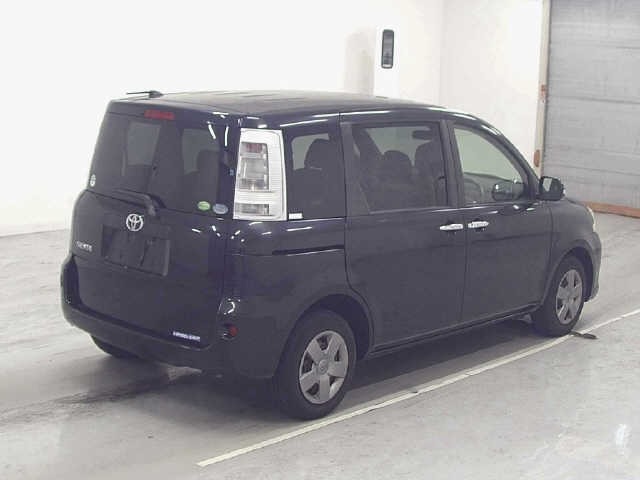 Toyota SIENTA 2013 8256334-5