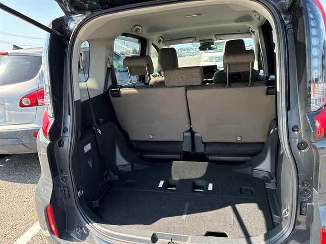Toyota SIENTA 2025 8256335-10