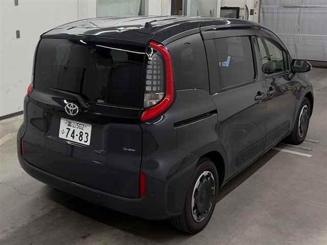 Toyota SIENTA 2025 8256335-5