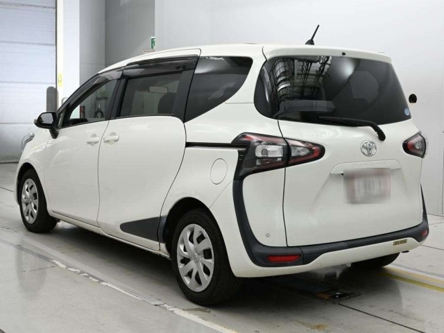 Toyota SIENTA 2018 8256340-6
