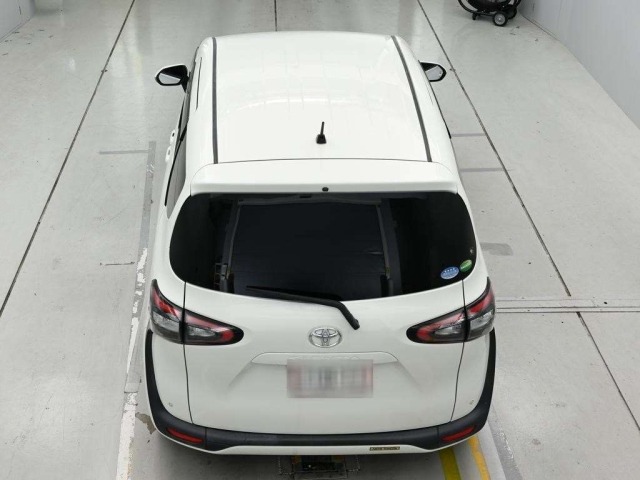 Toyota SIENTA 2018 8256340-8