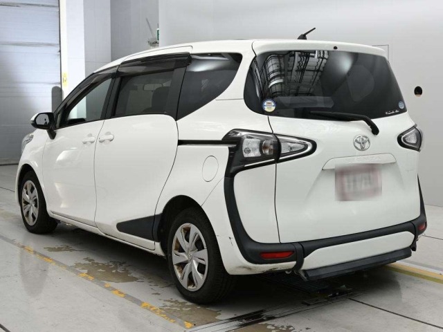 Toyota SIENTA 2020 8256342-6