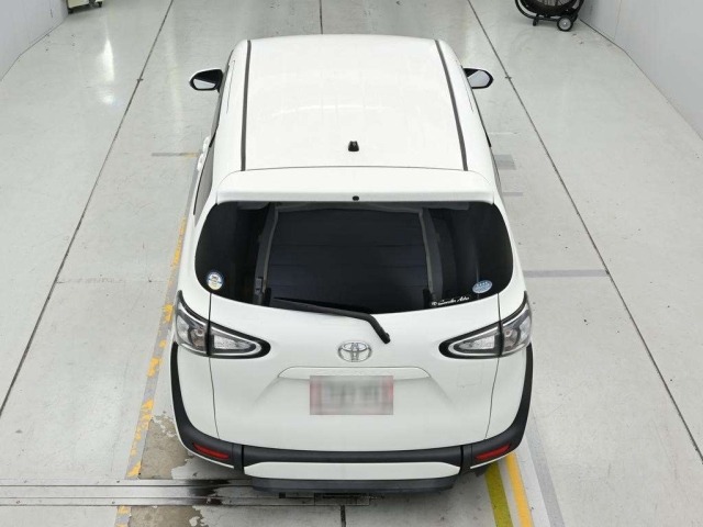Toyota SIENTA 2020 8256342-8