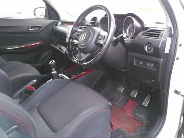 Suzuki SWIFT 2018 8252257-3