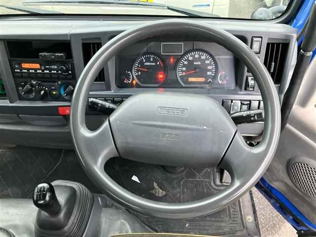 Mazda TITAN 2013 8250764-3