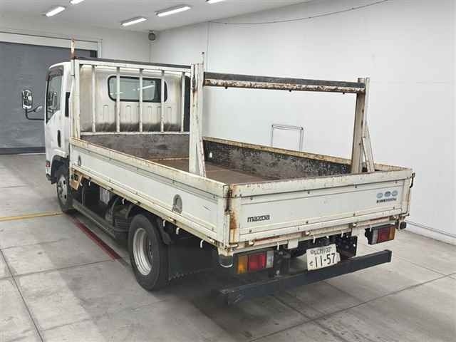 Mazda TITAN 2014 8250765-1