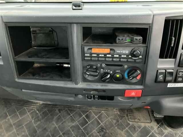 Mazda TITAN 2014 8250765-6