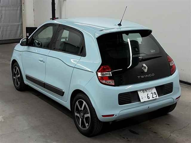 Renault TWINGO 2018 8250365-1