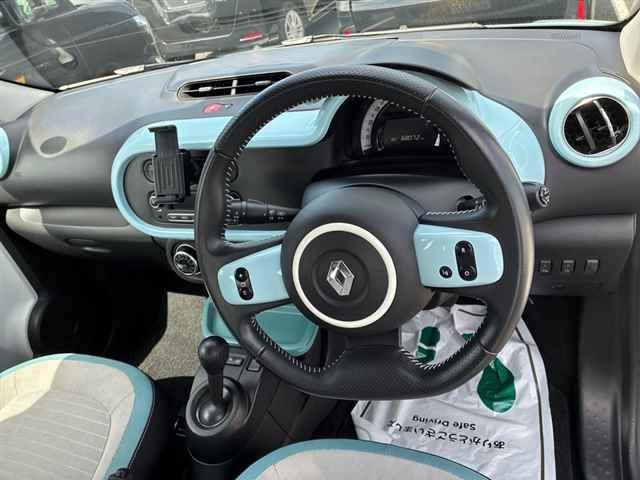 Renault TWINGO 2018 8250365-3