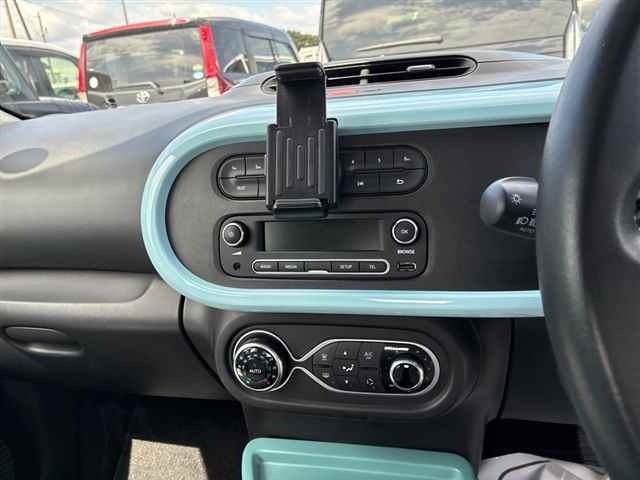 Renault TWINGO 2018 8250365-6