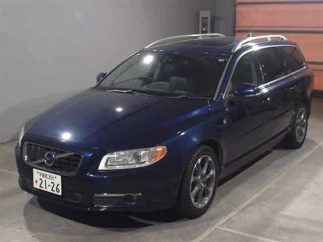 Volvo V70 2013 8257497-0