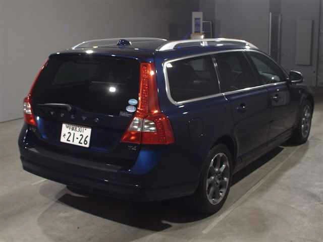 Volvo V70 2013 8257497-1