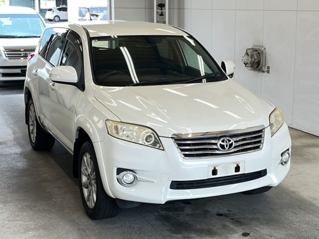 Toyota VANGUARD 2010 8255063-4