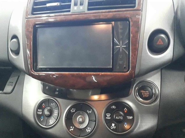 Toyota VANGUARD 2010 8255064-12