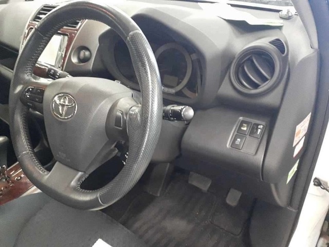 Toyota VANGUARD 2010 8255064-9