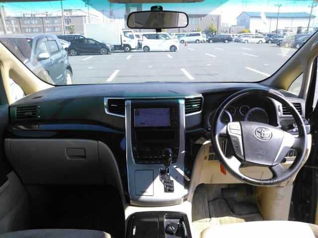 Toyota VELLFIRE 2011 8256460-8
