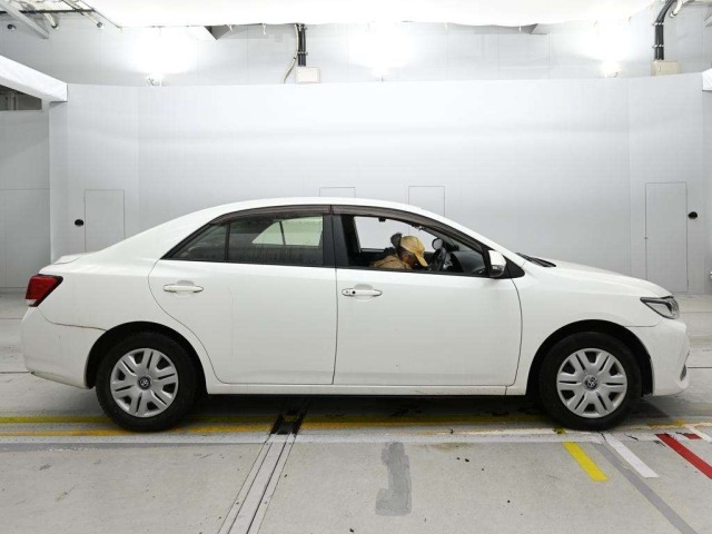 Toyota ALLION 2018 8259585-3