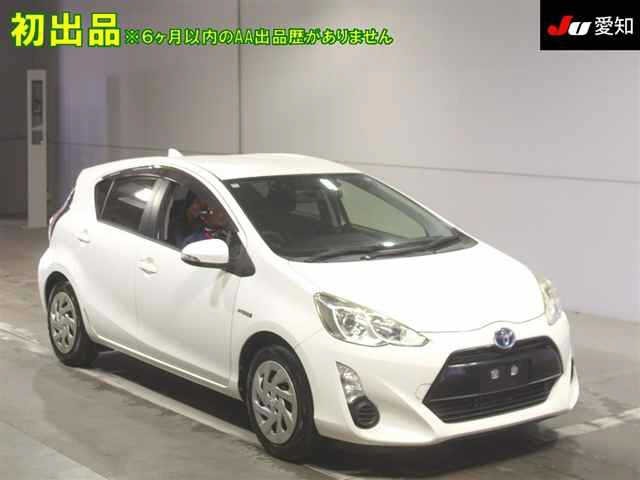 Toyota AQUA 2016 8260829-0